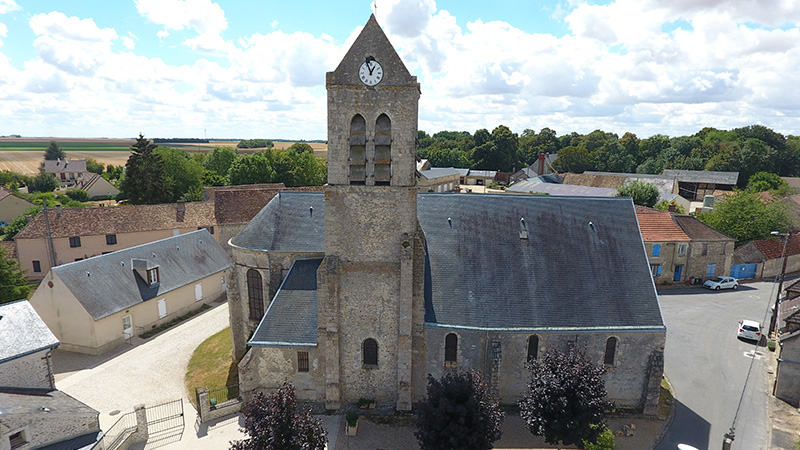 Vue aérienne de l'Église de La Forêt-le-Roi